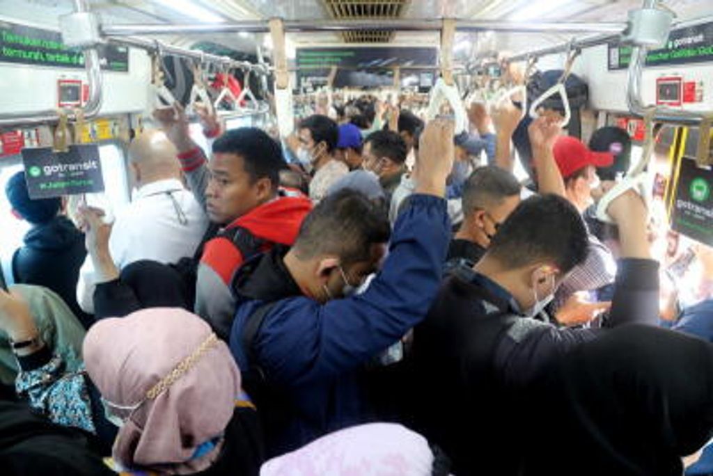 Jakarta: Train ridership rising, as people seek to escape traffic jams ...