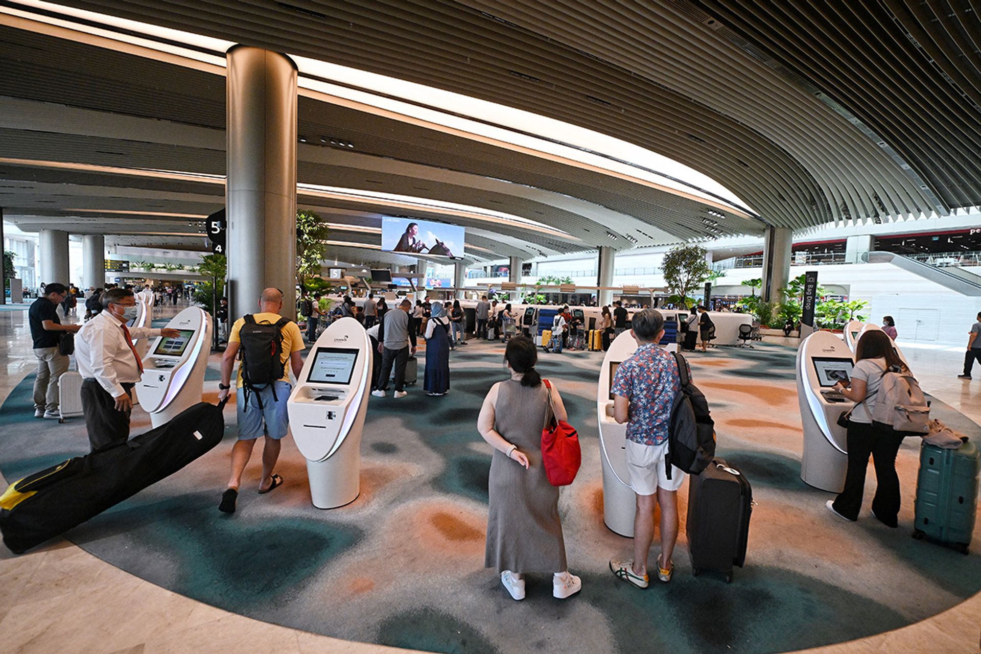 2 Bears Hideout: Playground At Changi Airport Terminal 2 Transit