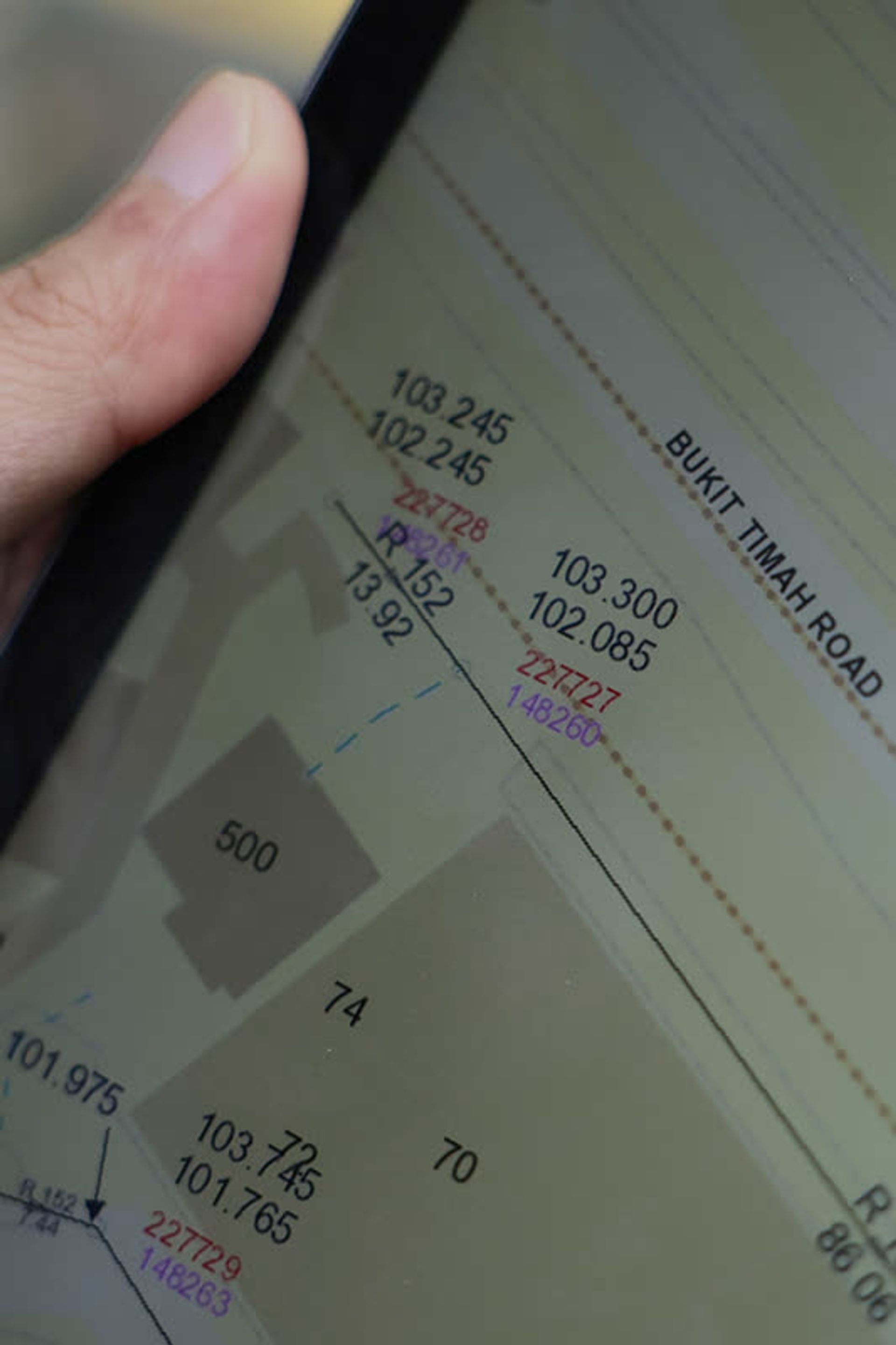 Radar sensors installed in the public sewers allow the team to remotely monitor the water level in the used water network, providing early warning of any used water build-up caused by blockage or damage in the network.