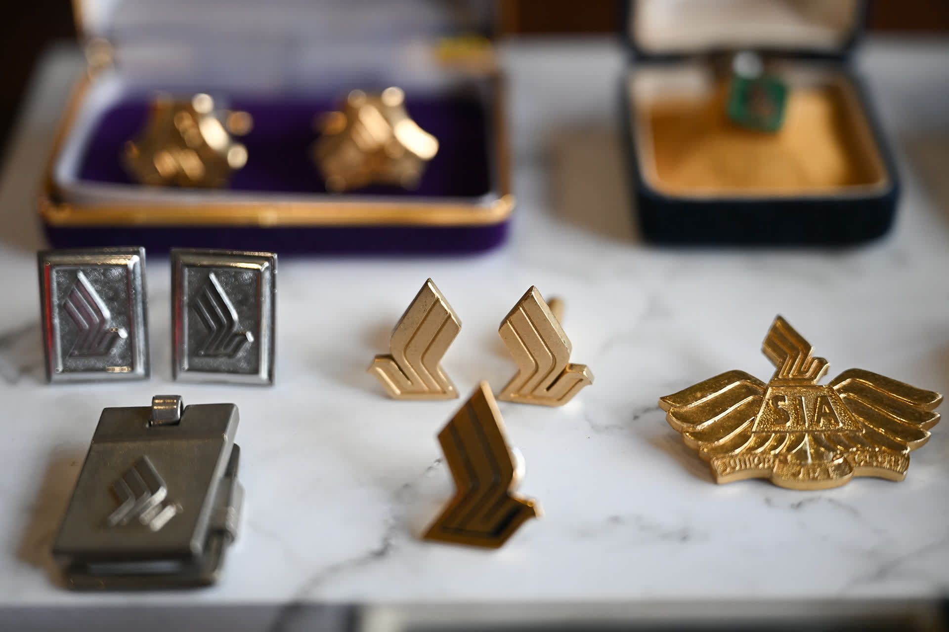 SIA cufflinks that were used by Dr Ong’s father.