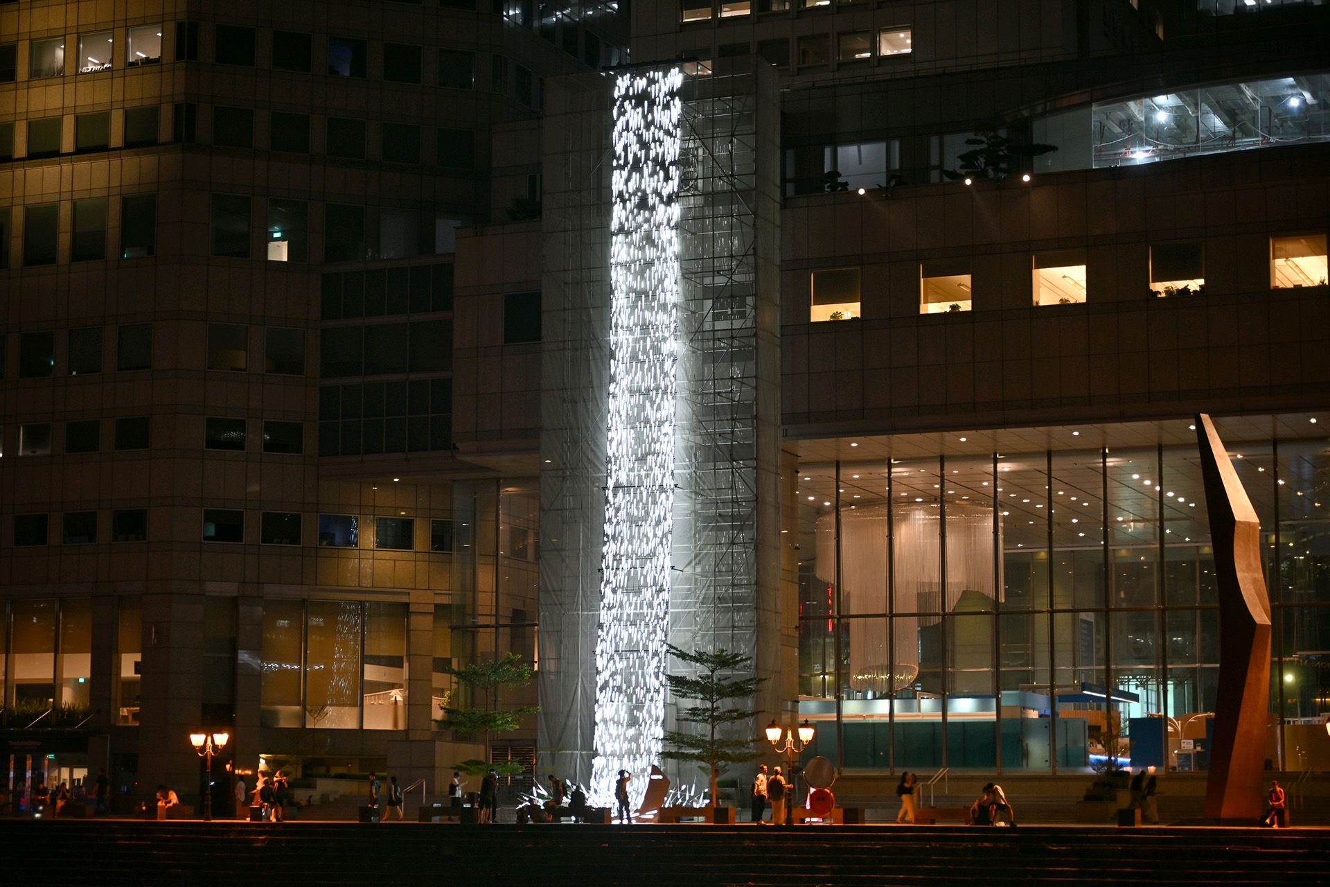 i Light Singapore 2025: The art of illumination