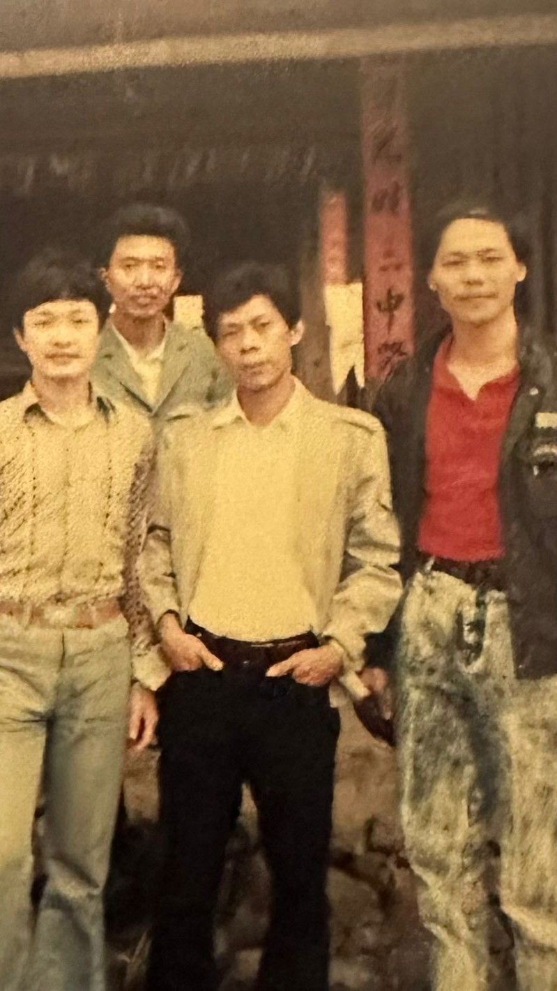 Dressed in a red shirt, Mr Aw finally met the uncles and cousins he had known only through letters.