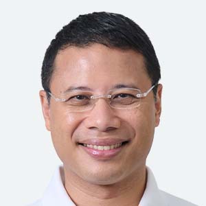 Desmond Lee